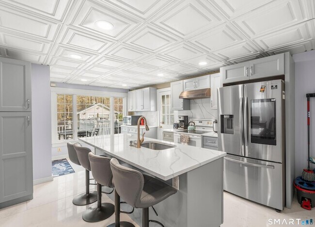 Foto del edificio - 38 Wooster Hts Rd