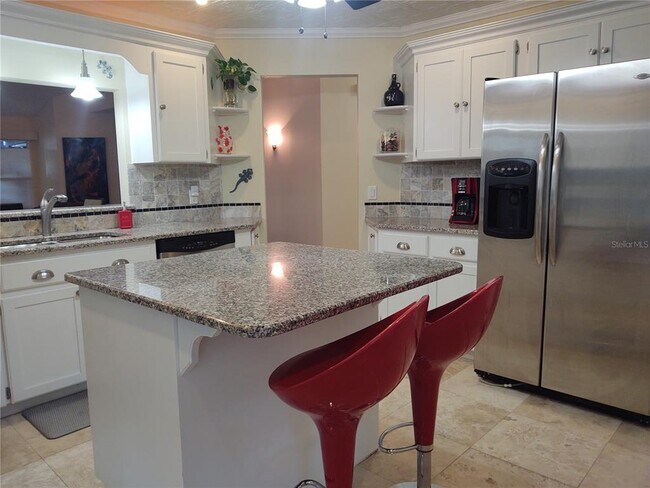 Foto del edificio - 10906 W Cove Harbor Dr