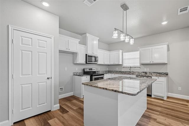 Foto del edificio - 2115 Hemphill St