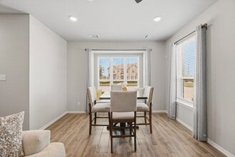 Building Photo - 8050 Scanlan Trce