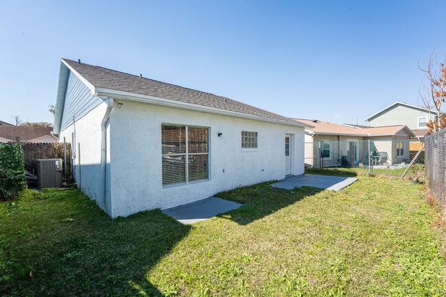 Photo - 1025 Clovercrest Rd House