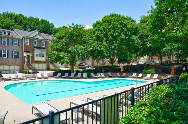 Building Photo - 2022 Cobblestone Cir NE
