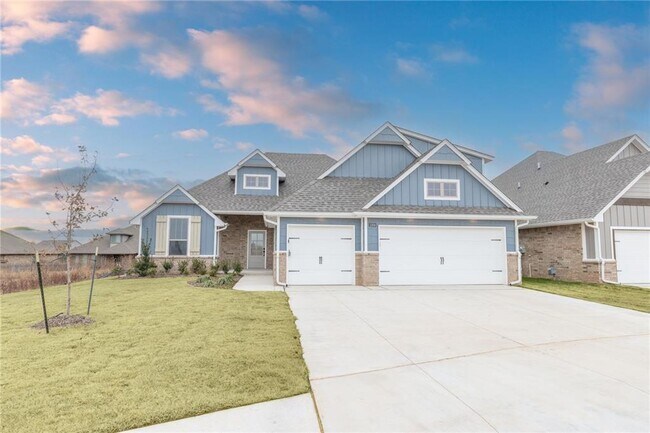 Foto del edificio - 4 Bedroom Home in Edmond with Storm Shelter and Bonus Room