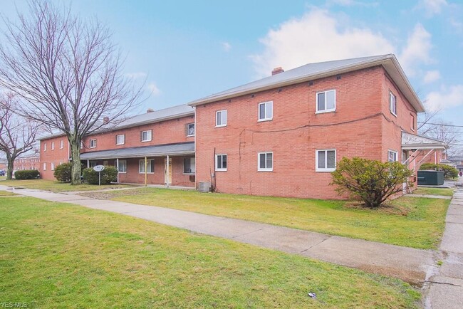 Building Photo - 23878 Banbury Cir