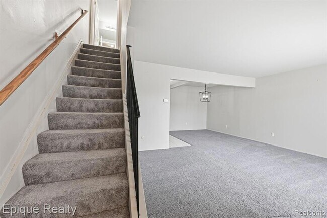 Foto del edificio - 29792 City Center Dr