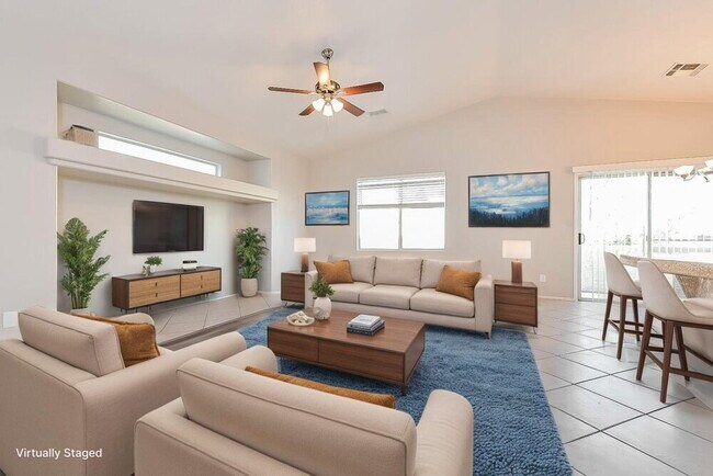 Foto del edificio - 9729 Red Horse St