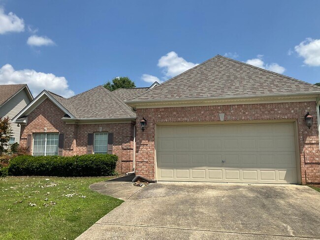 Building Photo - NOW AVAILABLE! MOVE IN SPECIAL WILL BE OFF...