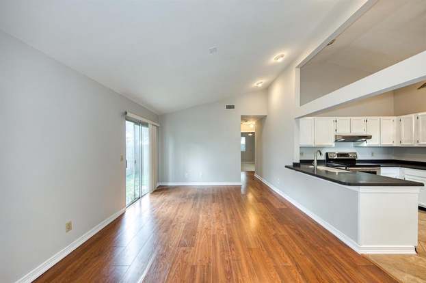 Foto del edificio - 8308 Steamboat Ln