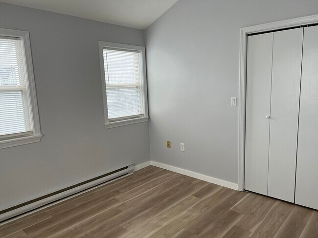 Foto del edificio - 135 Williams Ave