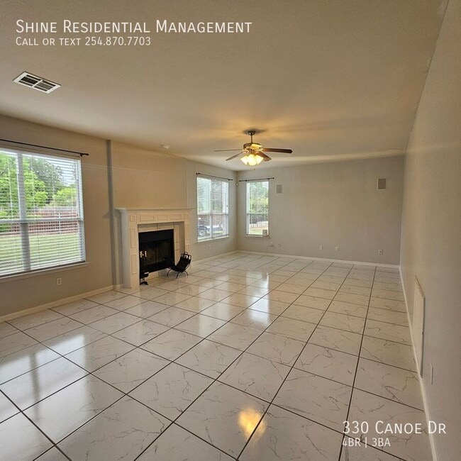 Foto del edificio - 330 Canoe Dr