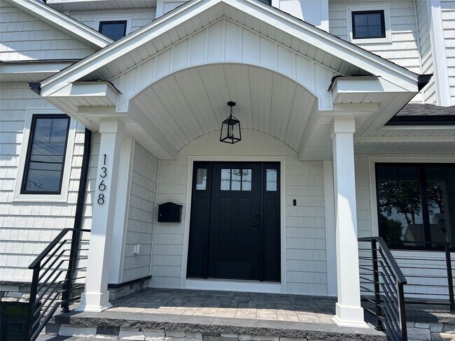 Foto del edificio - 1368 Lake Shore Dr