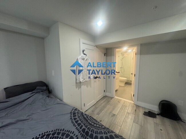 Foto del edificio - 79 Linden St
