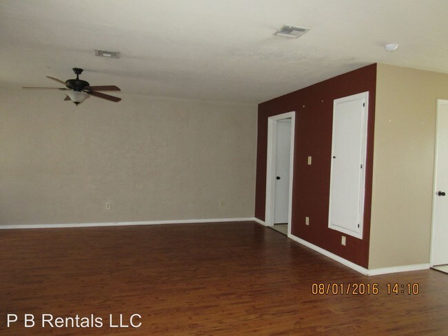 Building Photo - 3903 SW Pecan Pl