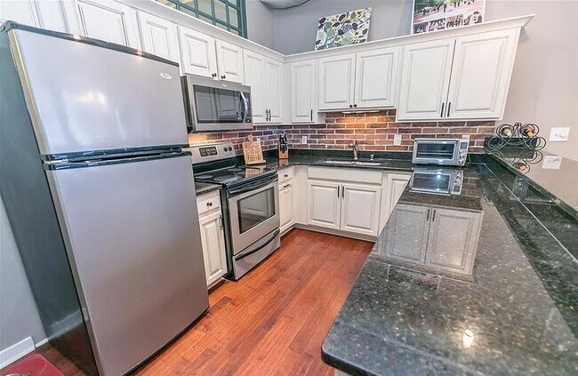 Kitchen - 1133 W. 9th Street