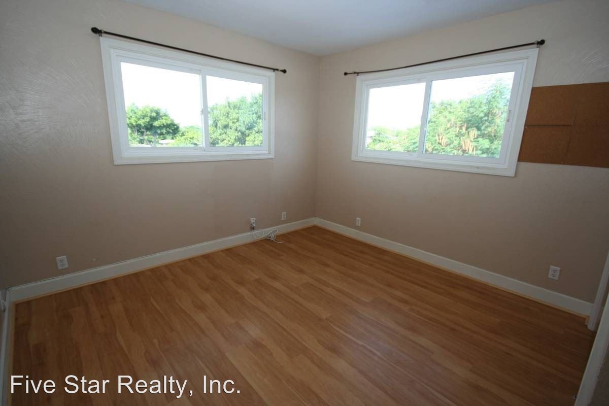 Building Photo - 3 br, 1 bath Apartment - 91-1165 Hanaloa St.