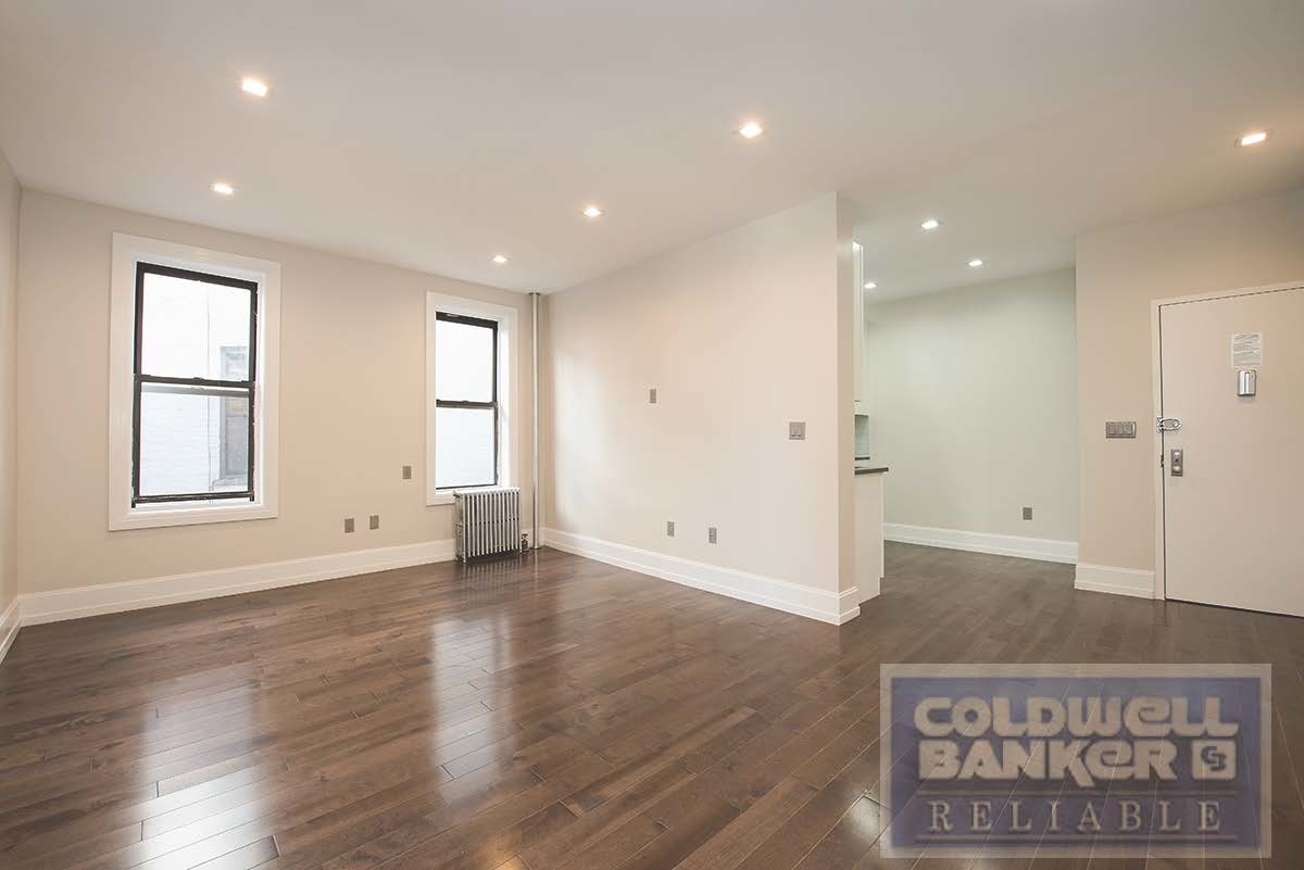 Building Photo - Nicely Renovated 1-BR in Bensonhurst!
