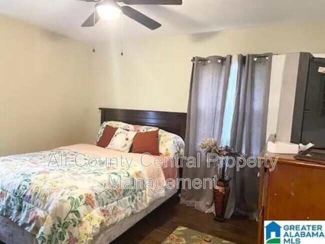 Foto del edificio - 1444 31st St N