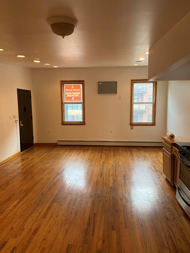 Building Photo - 51 Maspeth Ave