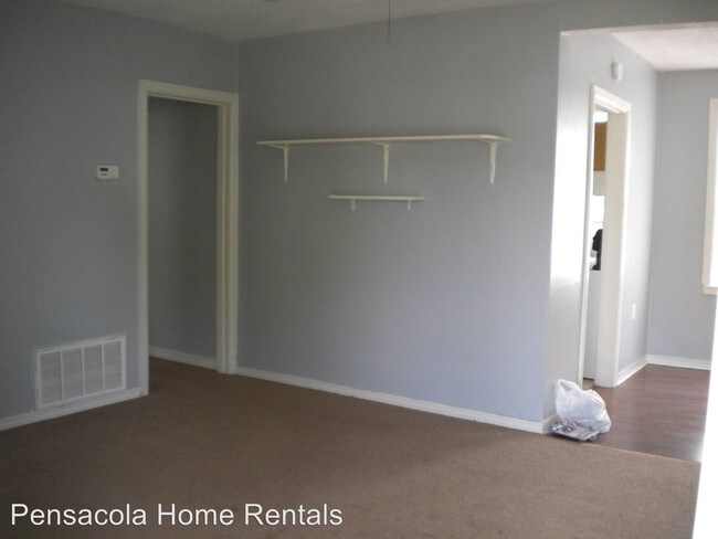 Building Photo - 2 br, 1 bath House - 5225 Admiral Halsey