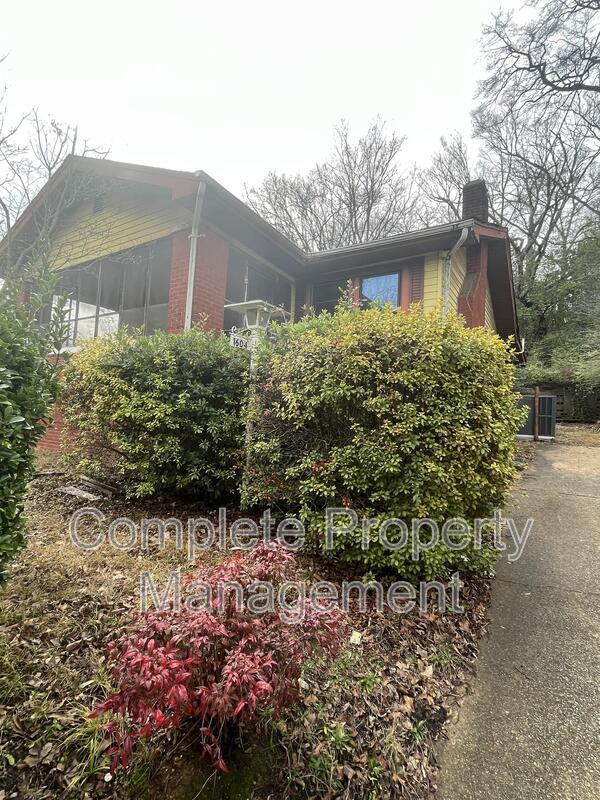 Primary Photo - 1604 Fred L Shuttlesworth Rd