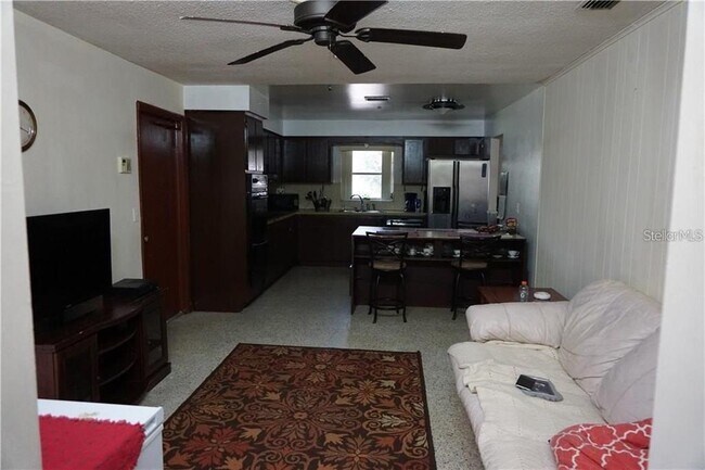 Building Photo - 4963 Cedar Bay St