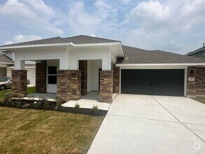 Building Photo - 176 Jeffers