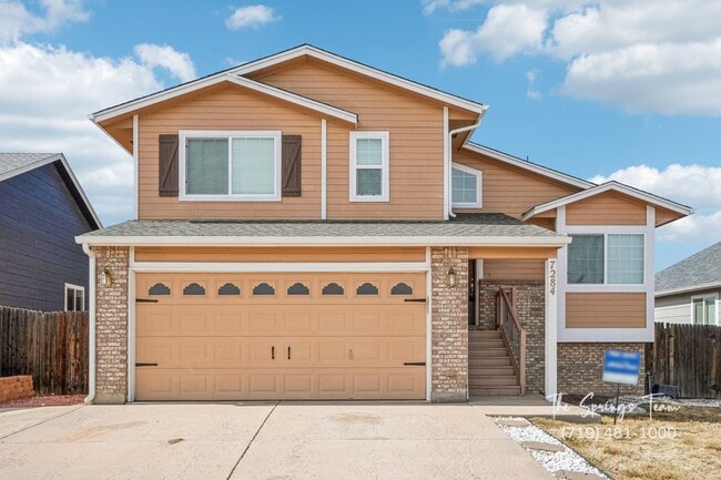 CHARMING 4-BEDROOM HOME NEAR FORT CARSON IN GLEN AT WIDEFIELD - Security Deposit Waiver Available - CHARMING 4-BEDROOM HOME NEAR FORT CARSON IN GLEN AT WIDEFIELD - Security Deposit Waiver Available