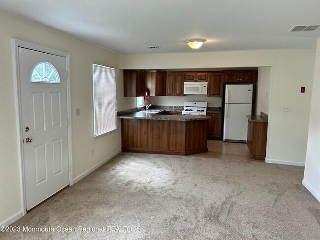 Building Photo - 503 NJ-36