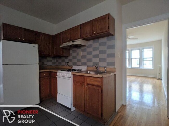 Foto del edificio - 1 bedroom in CHICAGO IL 60613
