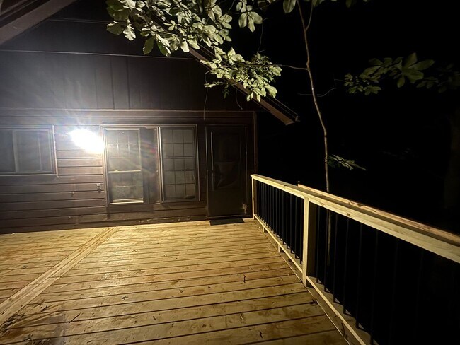 Foto del edificio - 602 Oak Grove Rd