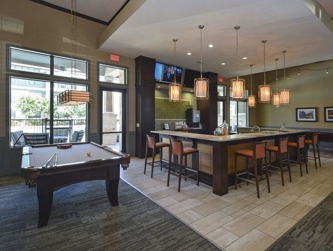 Building Photo - 11300 Farrah Ln
