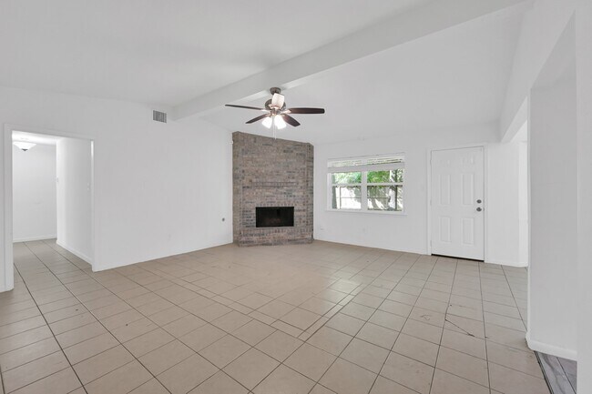 Foto del edificio - 3 W Woodtimber Ct