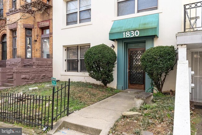 Foto del edificio - 1830 California St NW