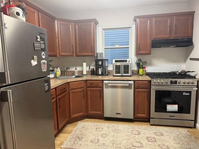 Photo - 542 E Pine St Apartment