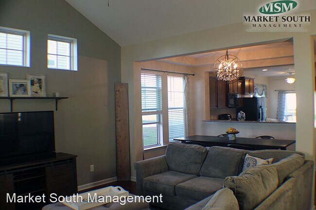 Building Photo - 4 br, 3 bath House - 86 Bushwood Drive