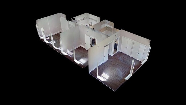 Interior Photo - 306 W Franklin