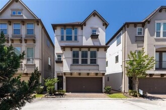 Building Photo - 1511 Peyton Oaks Pl