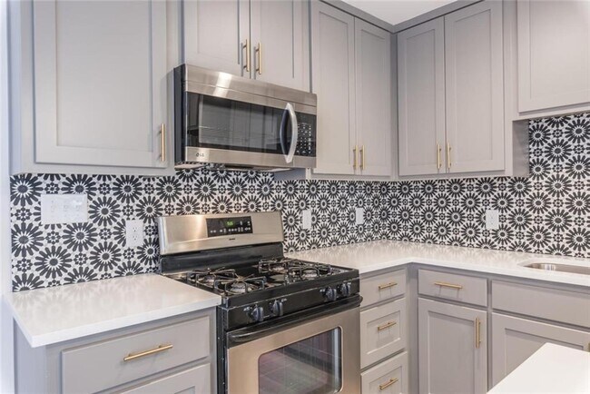 Foto del edificio - 505 W 7th St