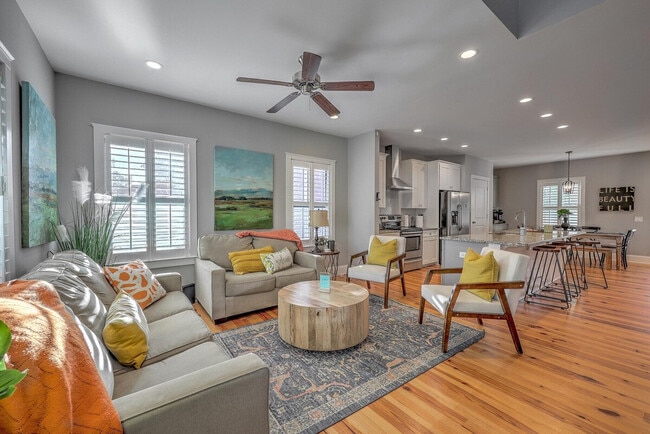 Building Photo - 1175 Leesville St