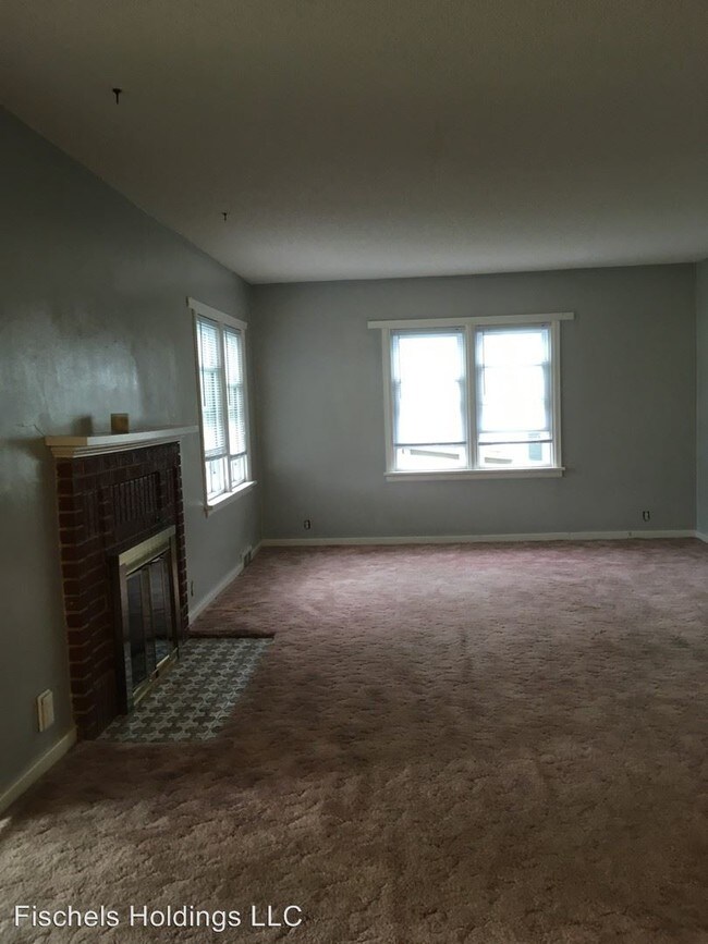 Building Photo - 2 br, 1 bath House - 1847 Hawthorne Ave
