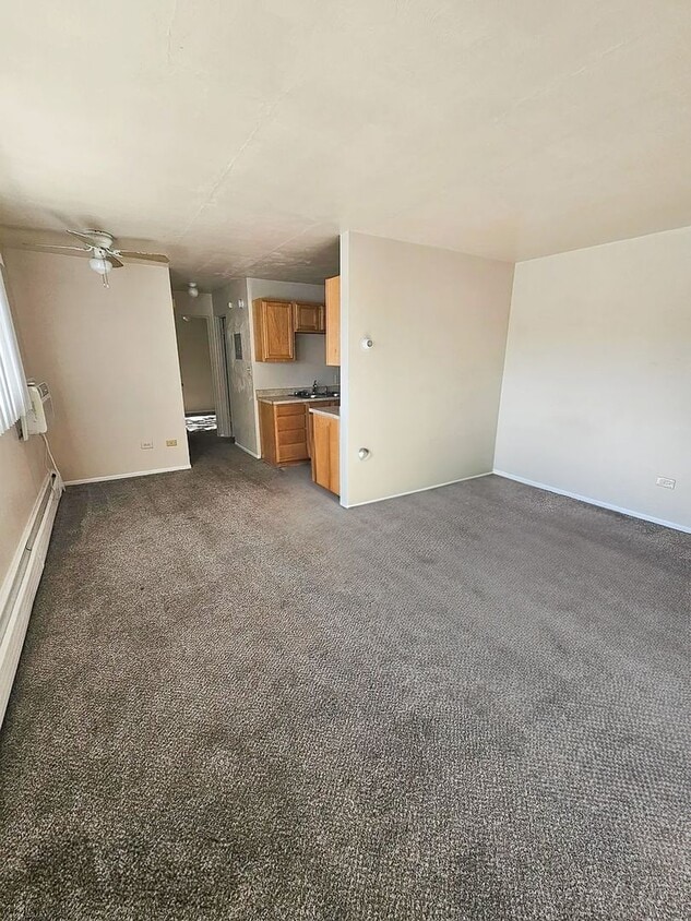Photo - 1415 Clinton St-1415