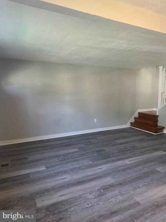 Foto del edificio - 119 Bungalow Ave