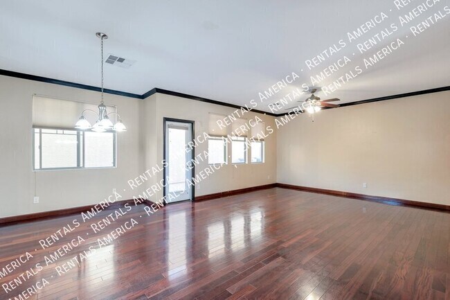 Foto del edificio - 3745 E Kerry Ln