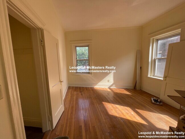 Foto del edificio - 112 Queensberry St