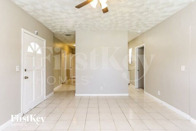 Foto del edificio - 2731 NW 2nd St