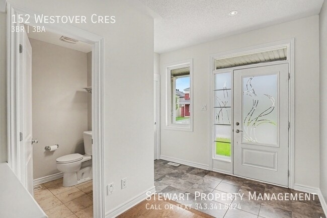 Building Photo - 152 Westover Cres