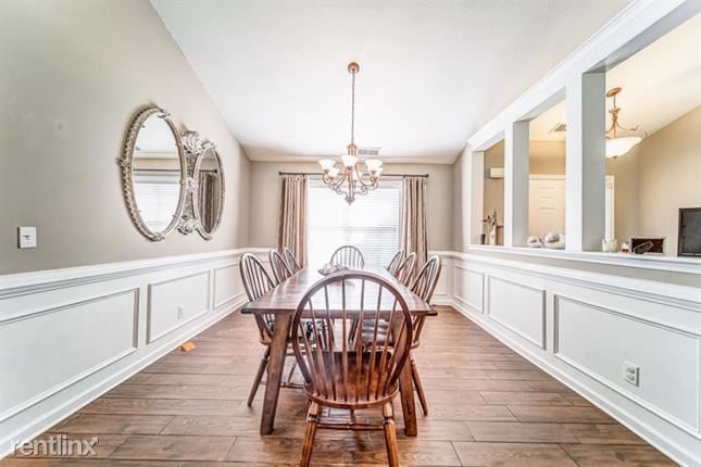 Foto del edificio - 3 br, 2 bath House - 162 Barrington Court