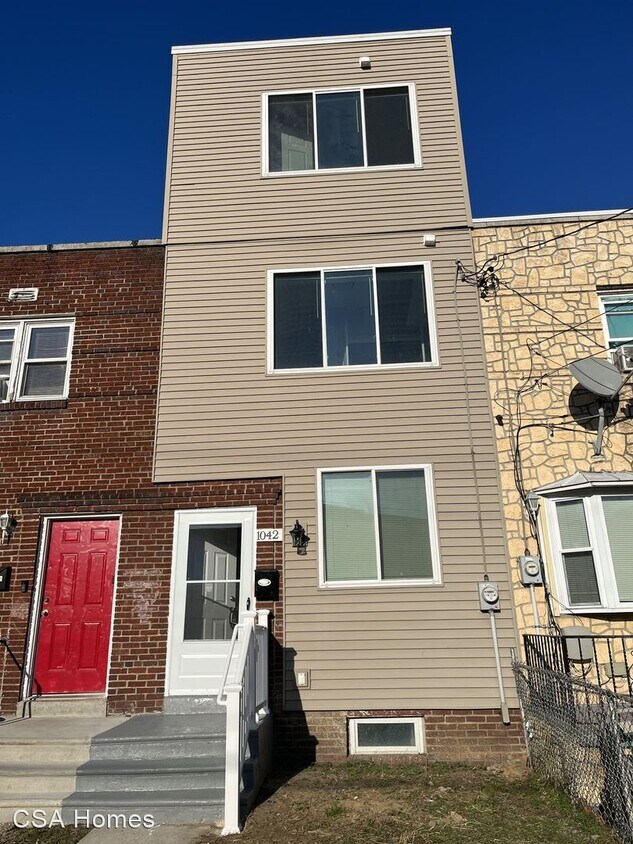 Primary Photo - 3 br, 2 bath House - 1042 Bergen Ave