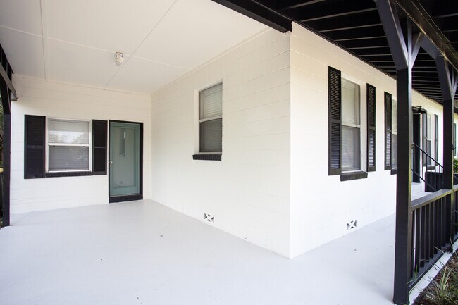 Foto del edificio - 1321 Stimson St