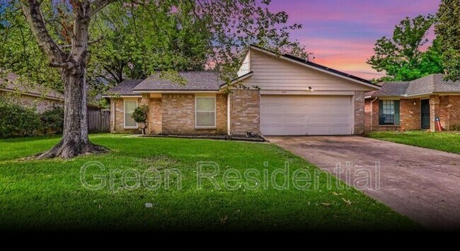 Foto del edificio - 7851 Battlepine Dr